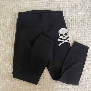 Lululemon Black Skull Leggings